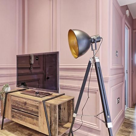 Urban Stylish Apartment - Southend Stays מראה חיצוני תמונה