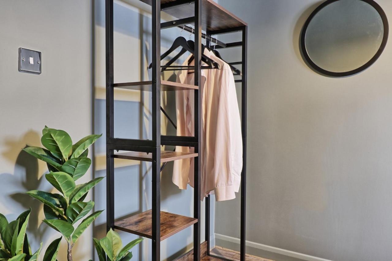 Urban Stylish Apartment - Southend Stays מראה חיצוני תמונה