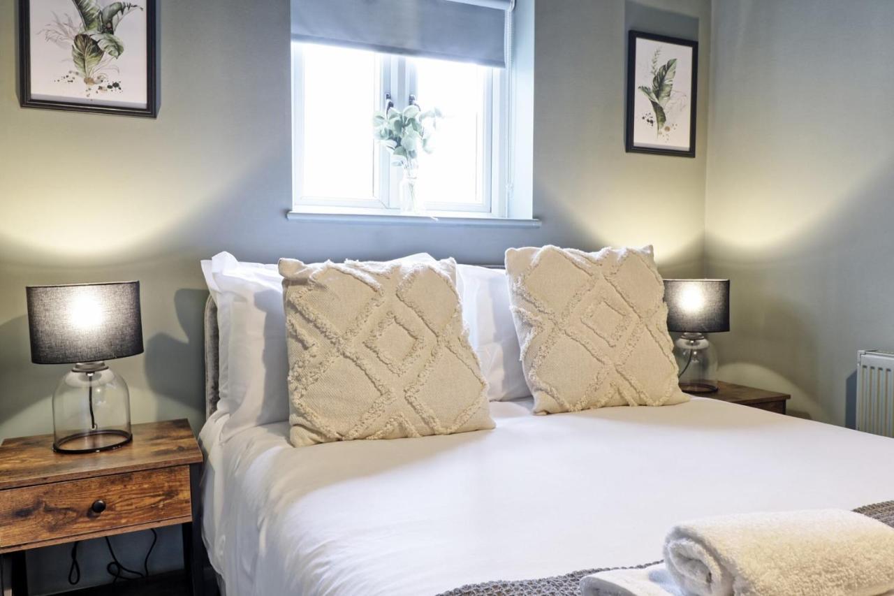 Urban Stylish Apartment - Southend Stays מראה חיצוני תמונה