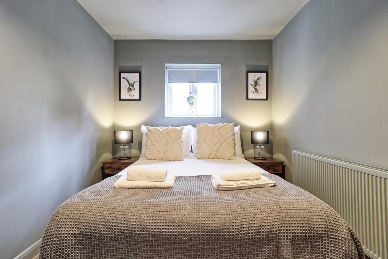 Urban Stylish Apartment - Southend Stays מראה חיצוני תמונה