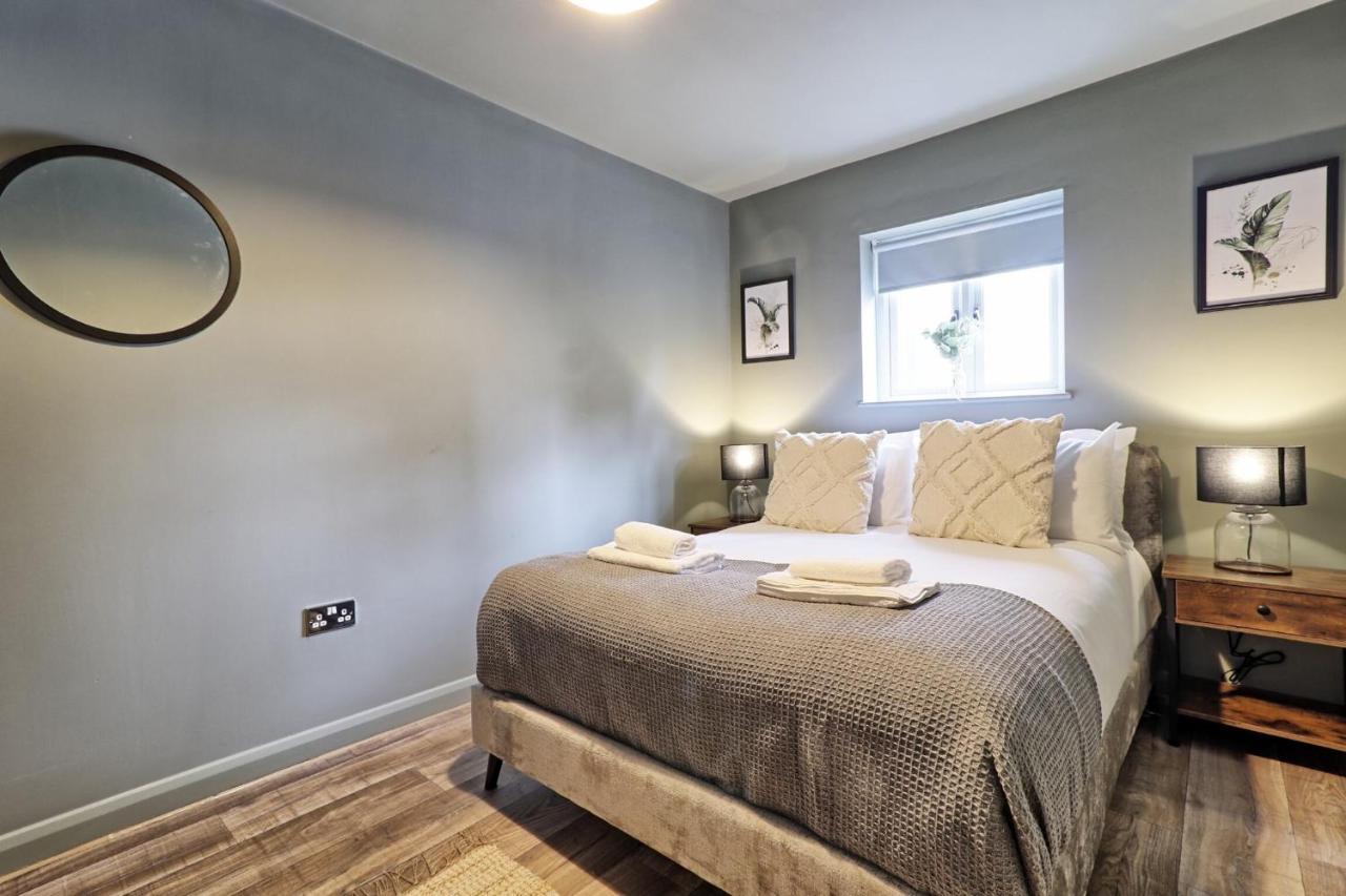 Urban Stylish Apartment - Southend Stays מראה חיצוני תמונה